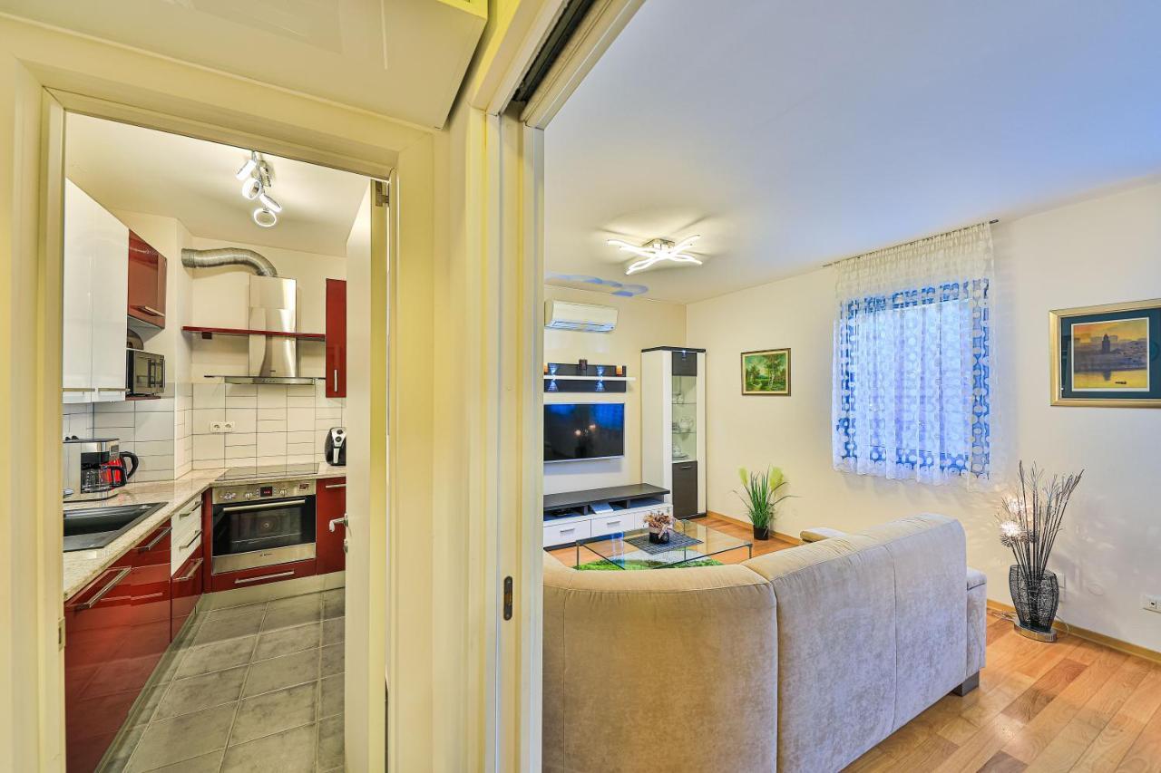 Apartman Toni Apartment Split Exterior foto